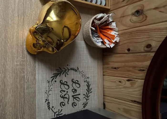 ゲストハウス ペンション ビスタ アレグレ